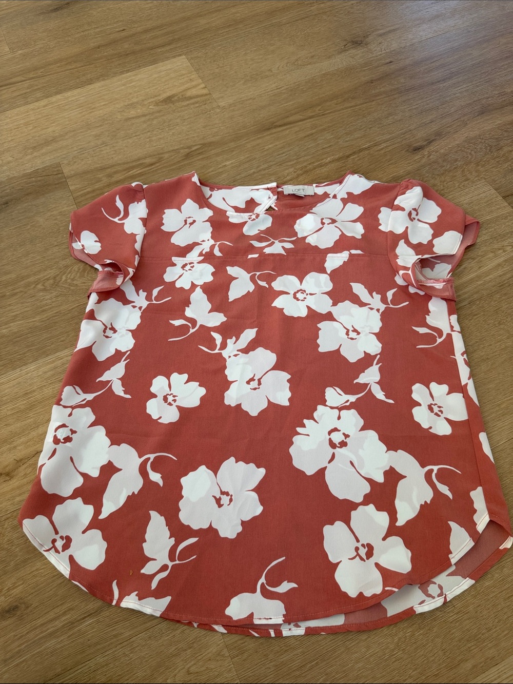 LOFT  Blouse - Picture 2 of 3